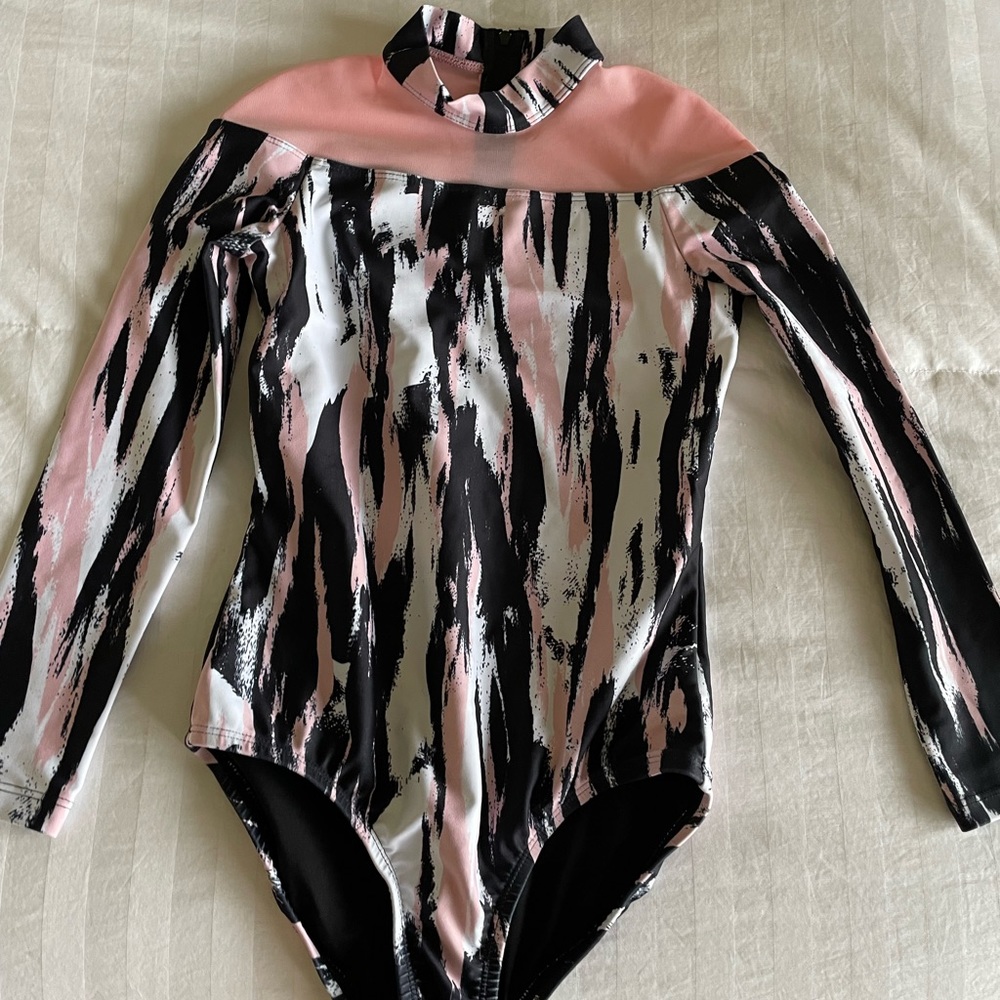 Oh La La Dancewear Leotard EUC Size YL